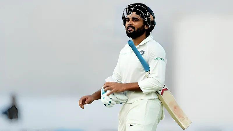 Is Murali Vijay leaving India after not getting a chance in the team?