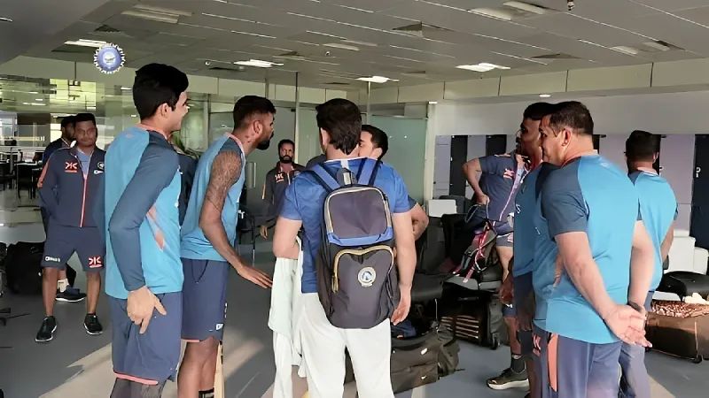 Suddenly, Dhoni is in India’s dressing room, what is the secret?