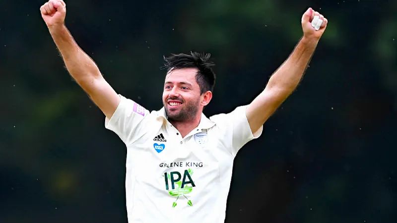 Ian Holland's Top-Order Carnage Keeps Hampshire's Dreams Alive