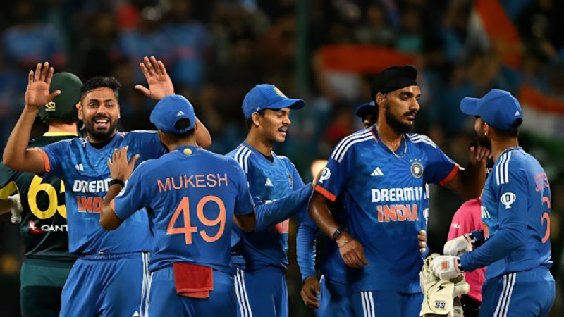 Cricket Highlights, 3 Dec: India vs Australia (5th T20I) – India ended the series with a nerve-breaking victory.